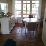 Maison F3 : Proche Et Commerces - Fr-1-71-58 * Royan
