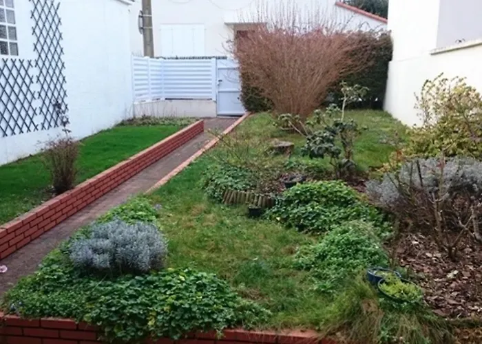 Holiday home Maison F3 : Proche Et Commerces - Fr-1-71-58 Royan