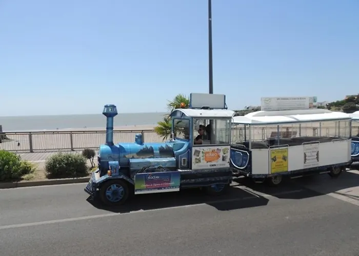 Maison F3 : Proche Et Commerces - Fr-1-71-58