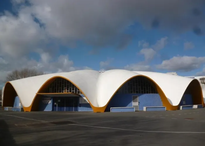 Maison F3 : Proche Et Commerces - Fr-1-71-58