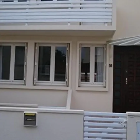 Prázdninový dům Maison F3 : Proche Et Commerces - Fr-1-71-58 *